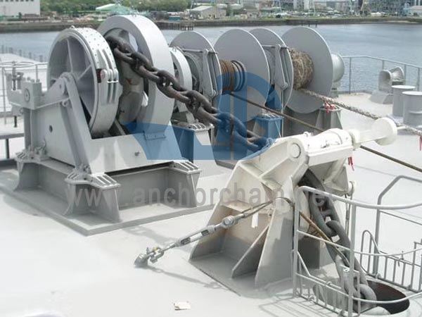 Hydraulický jednoduchý vrátek s dvojitým hřídelem a dvěma bubny