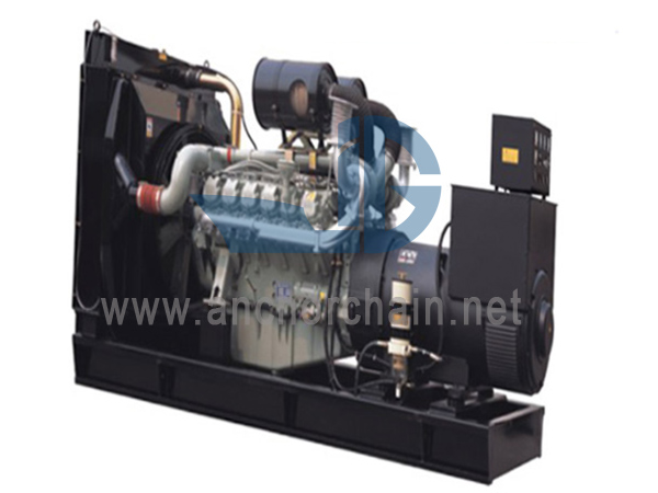 Námořní 900KW generátorová sada Cummins