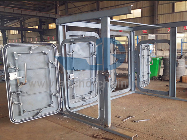 Marine Steel rychle působící povětrnostní dvířka s jednou pákou